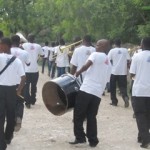 Parade calling people to the Performance